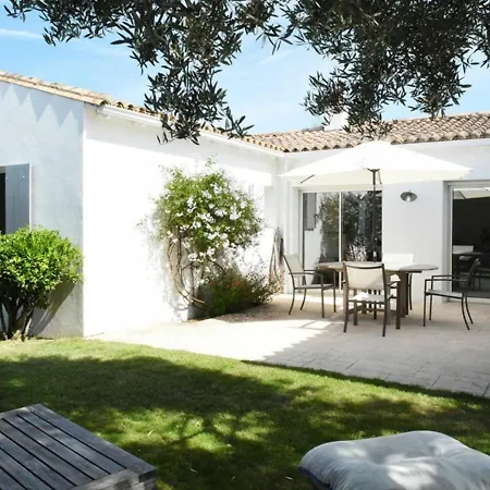 Holiday home Maison Spacieuse Avec Jardin, Cheminee, Internet Et Lits Faits A L'arrivee - - Fr-1-434-10 Les Portes-en-Re